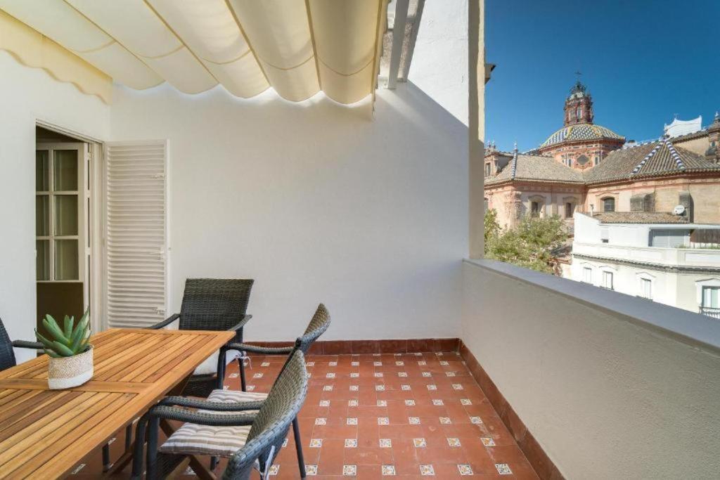 San Pablo Premium Suites Sevilla Dış mekan fotoğraf